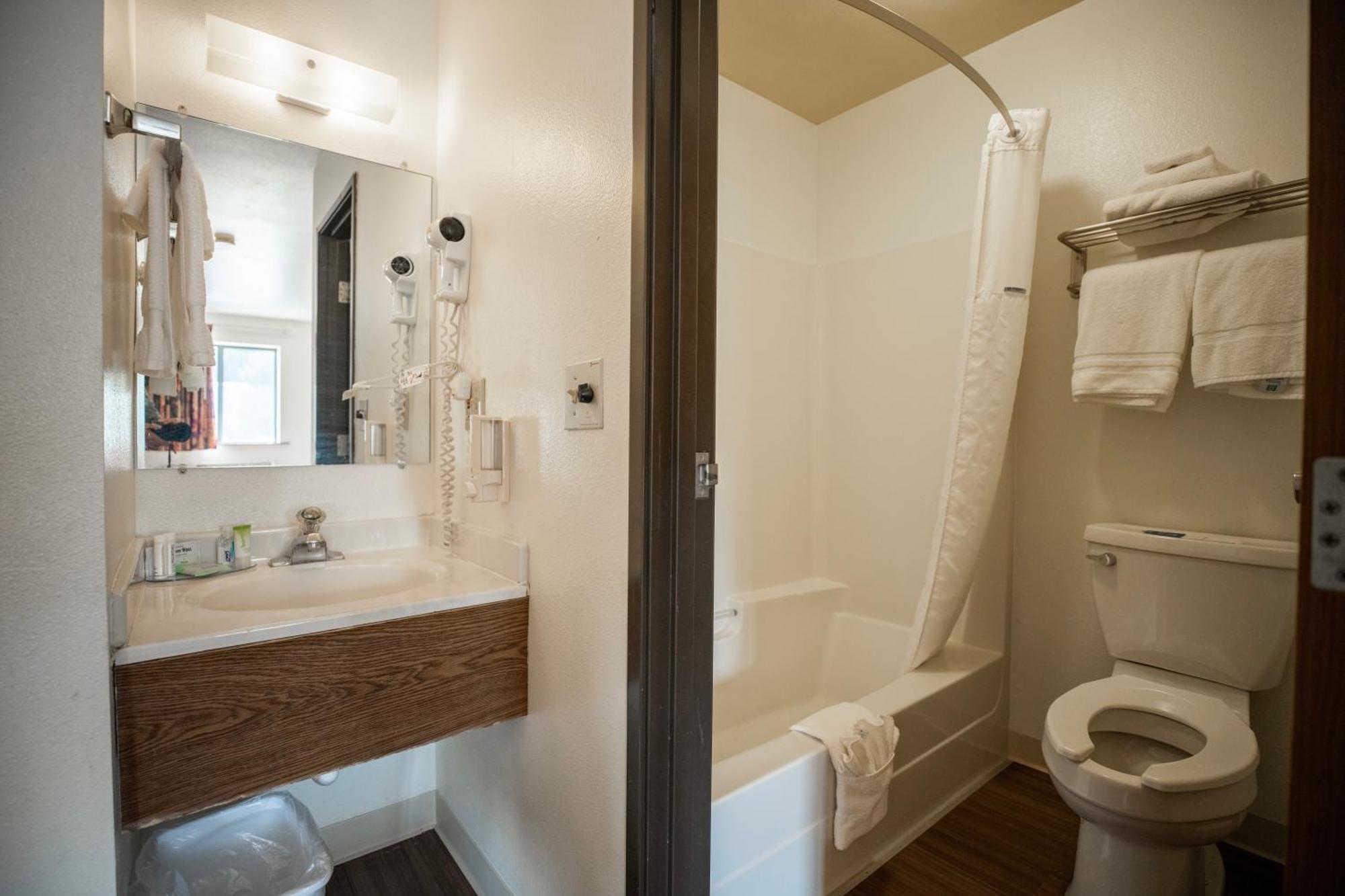 Mountain Vista Hotel West Yellowstone Δωμάτιο φωτογραφία